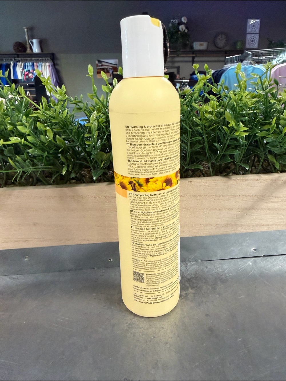 milk_shake color maintainer shampoo (NEW) - Picture 4 of 8